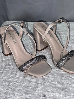 BERNESS Rhinestone Block Heel Sandals in Pink